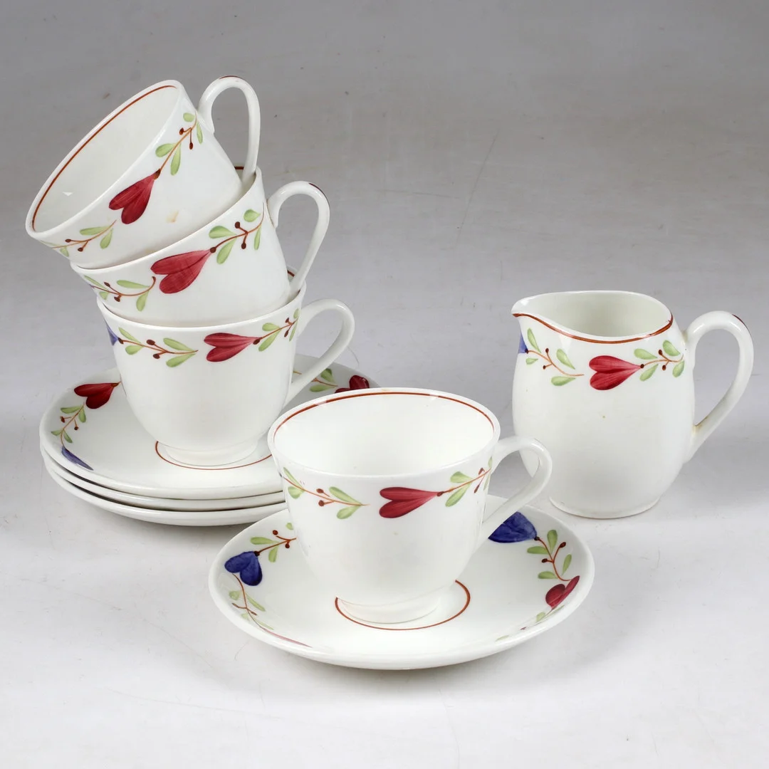 STIG LINDBERG. Kaffeservisdelar, 9 delar, "Ranka", porslin, Gustavsberg. — Tableware — Stadsauktion Sundsvall