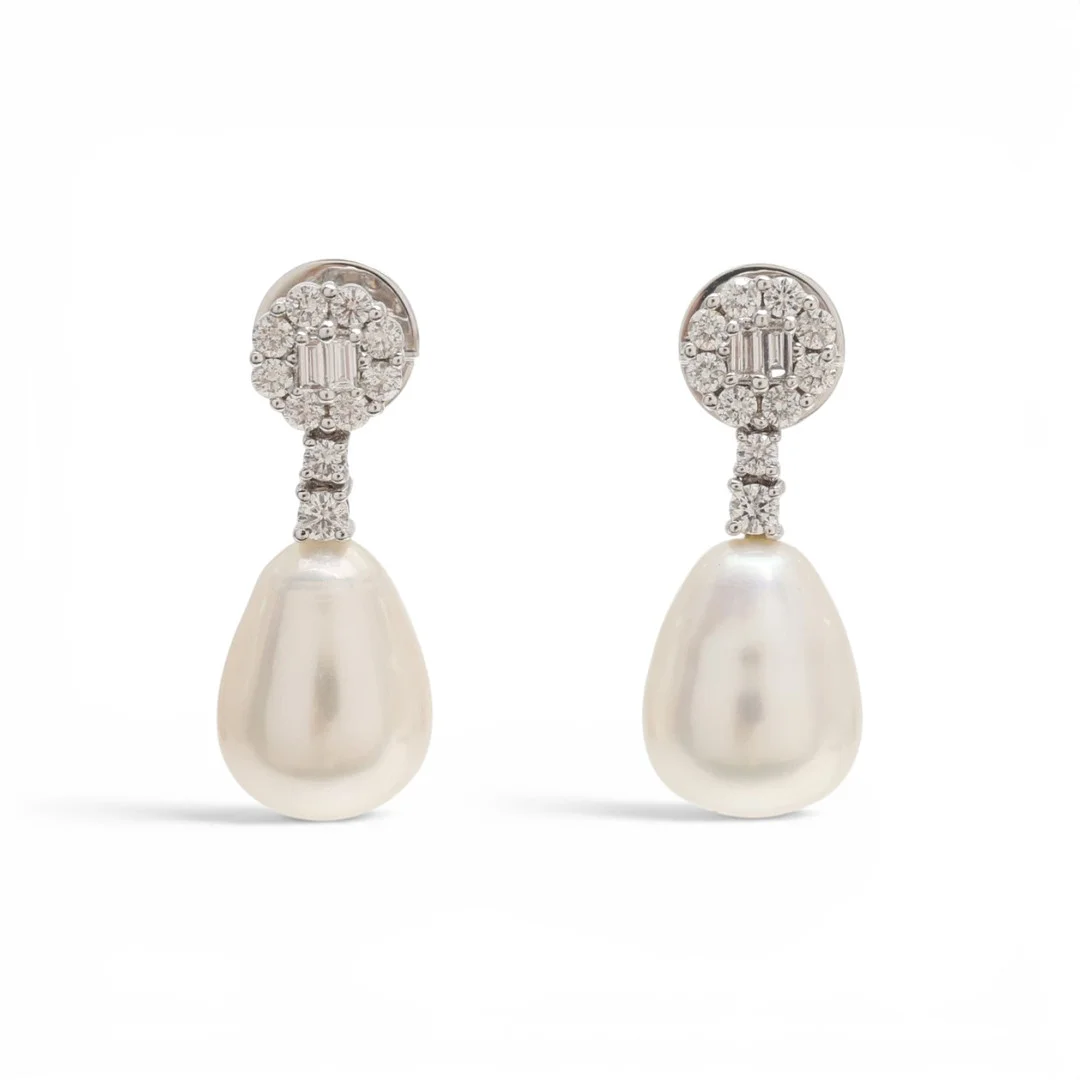 Pearls and diamonds pendant earrings. — Earrings — Balclis