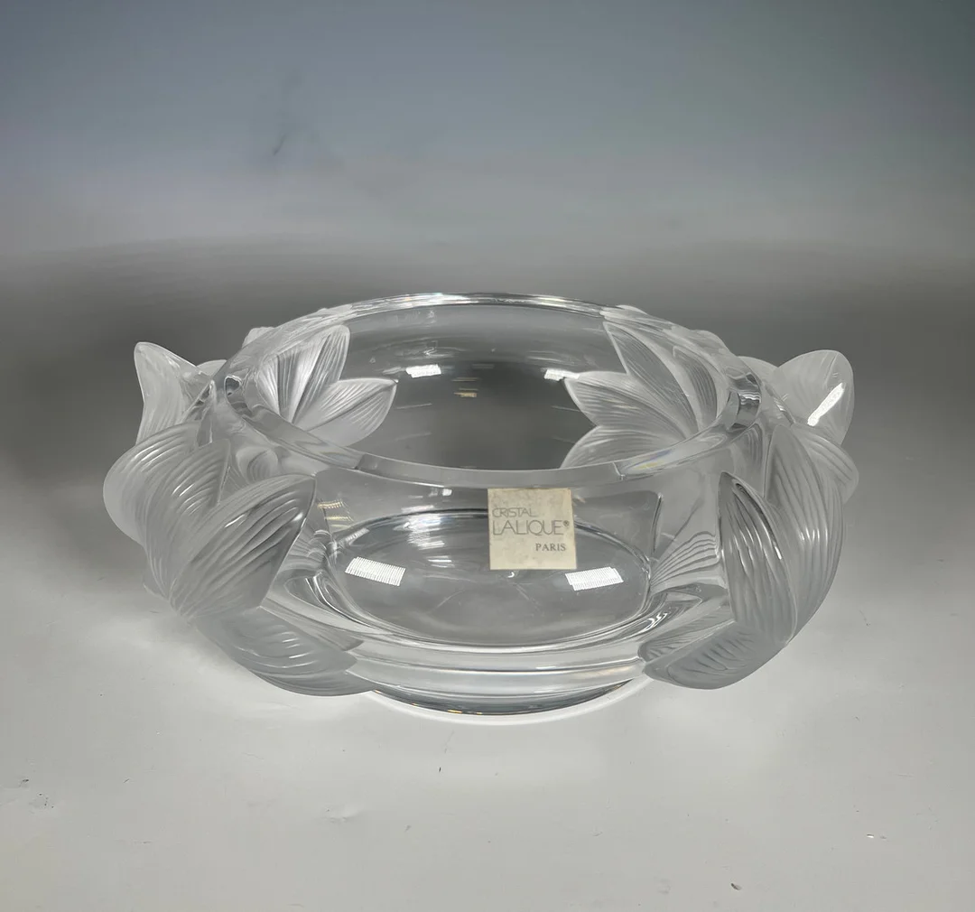 RENÉ LALIQUE. Große Schale / Tafelaufsatz aus massivem Kristallglas. — Art glass — Stockholms Auktionsverk Düsseldorf/Neuss