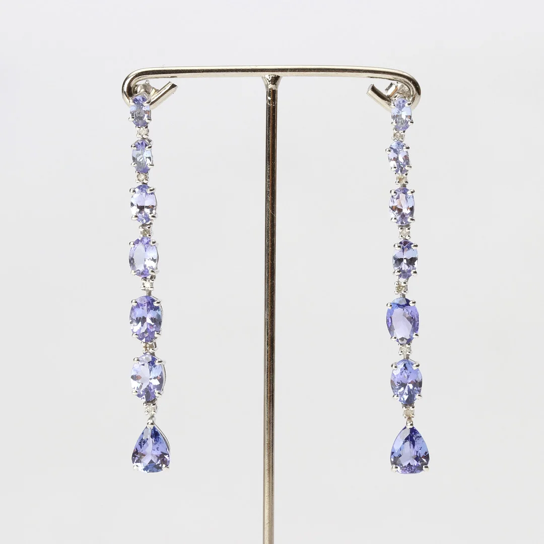 TANZANITÖRHÄNGEN i silver och guld. — Earrings — Skånes Auktionsverk