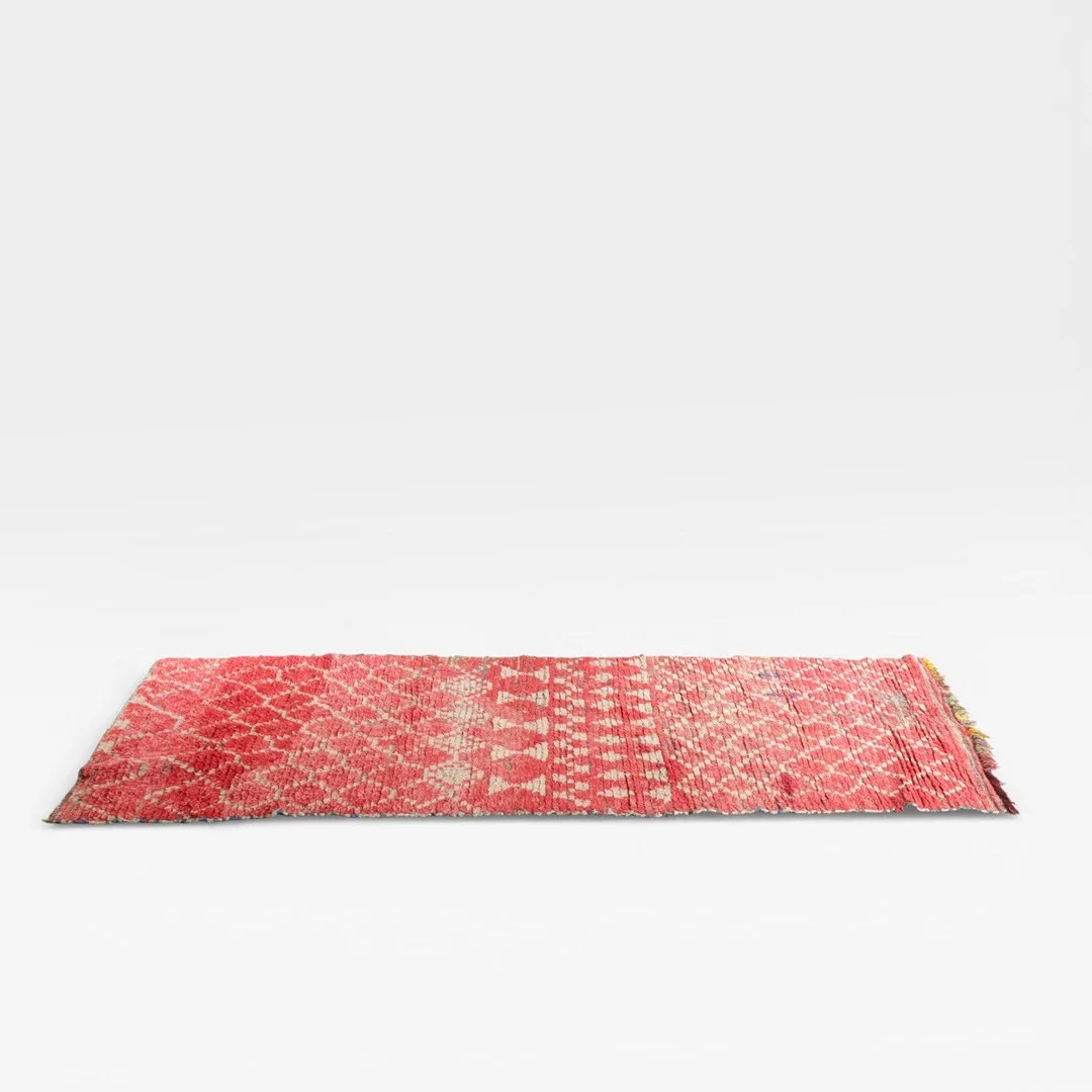 Flerfarvet kludetæppe. Vendbart. Ene side med frynser. — European Carpets & Textiles — Woxholt Auktionshus