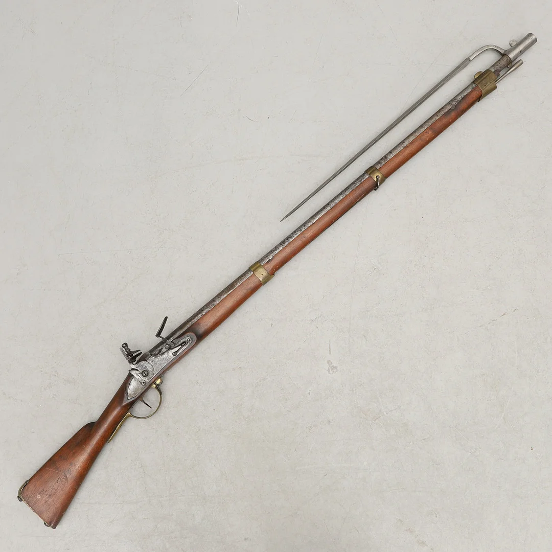 FLINTLÅSGEVÄR, svenskt, m/1791, 1800-talets början. — Guns & Rifles — Crafoord Auktioner Malmö