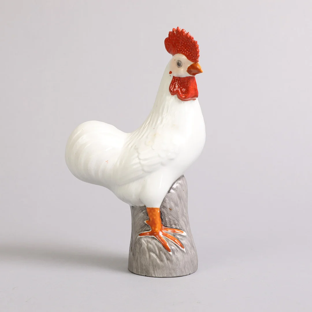 Kinesisk figur af porcelæn i form af høne, 1900-tallet. — Ceramics & Porcelain — Bidstrup Auktioner