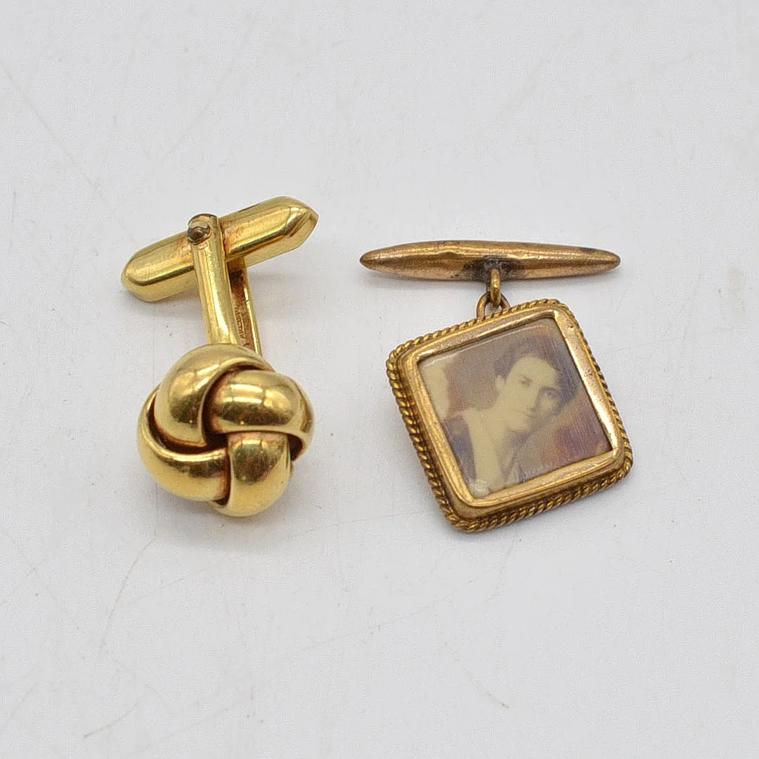 MANSCHETTENKNÖPFE IM KONVOLUT, HANDGEMACHT, VERGOLDET. — Cufflinks & Tie Pins — Kunst- und Auktionshaus Kleinhenz
