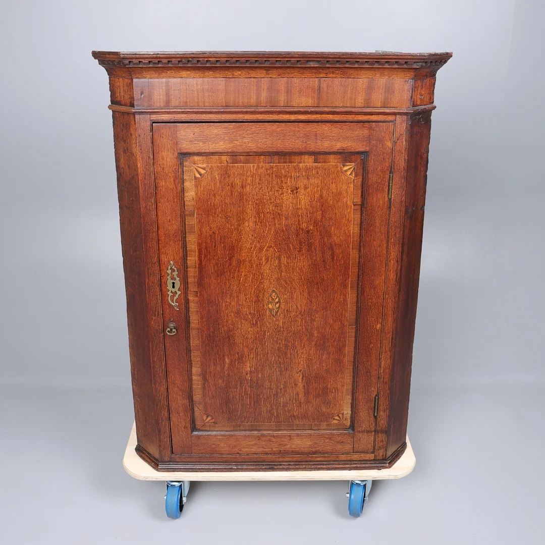 GEORGE III OAK CORNER CUPBOARD. — Cupboards, Cabinets & Shelves — Young's Auctions