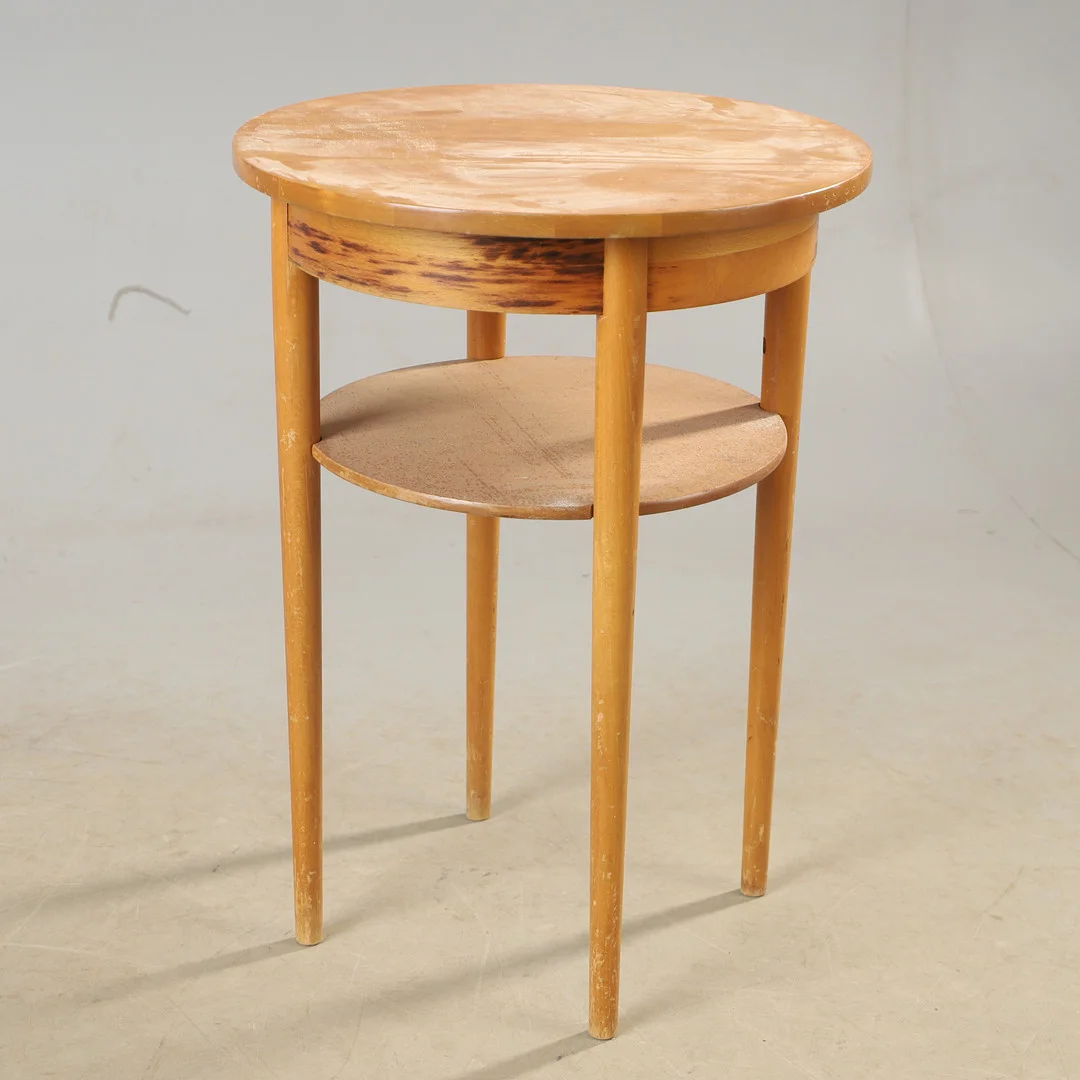 BORD, björk, 1900-talets första hälft. — Tables — Helsingborgs Auktionskammare