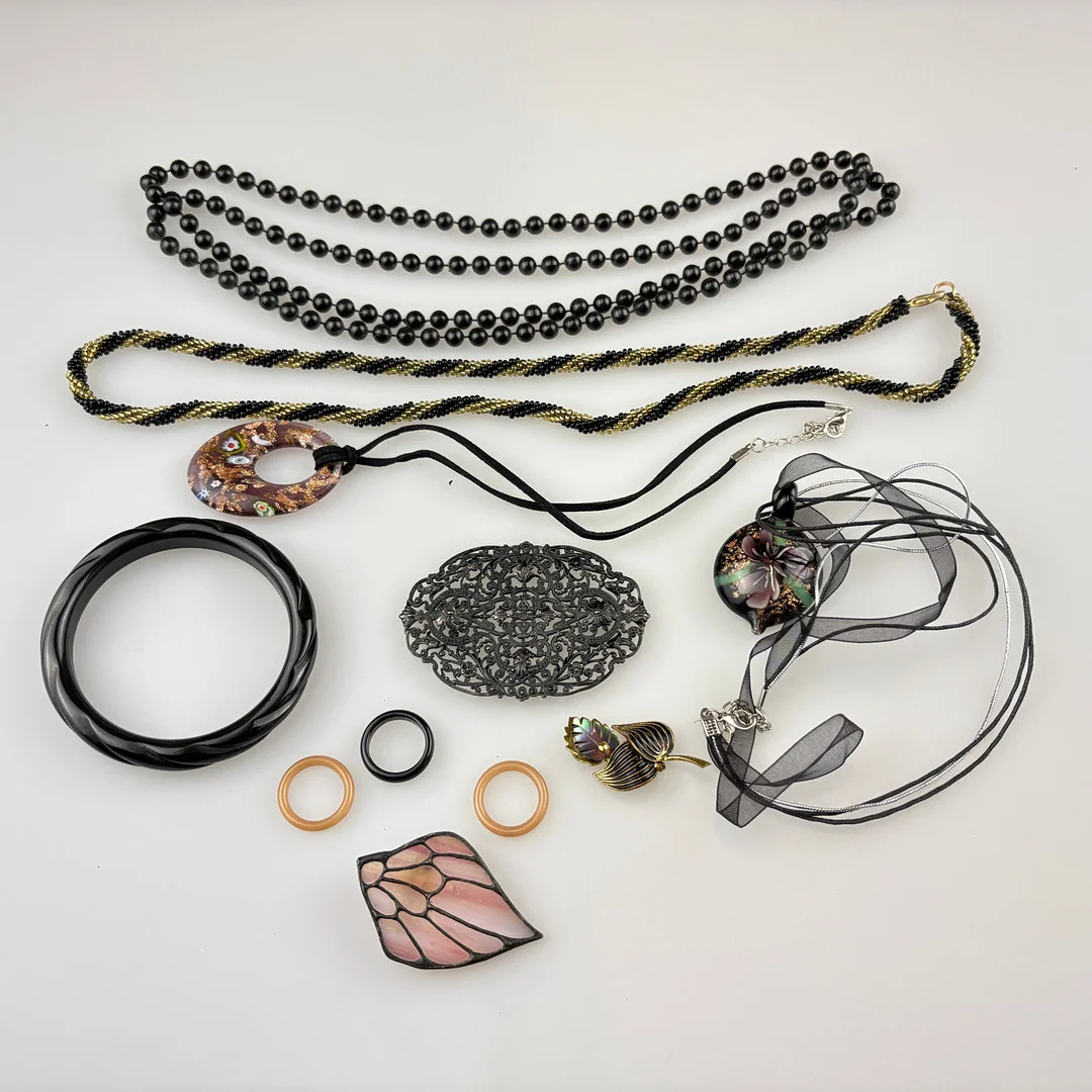 Konvolut Schmuck, 11-teilig. — Jewellery — Auktionshaus Blank