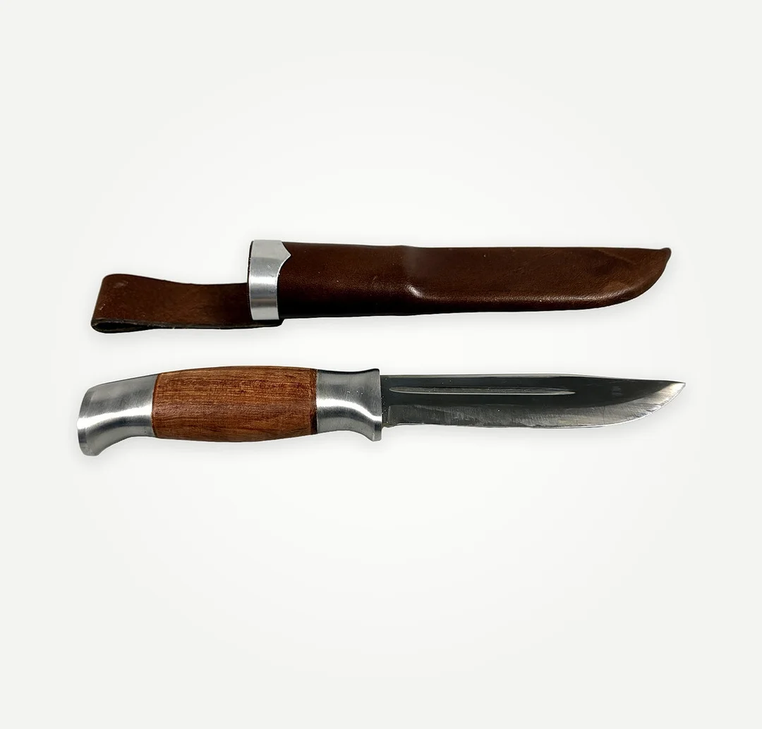 JAKTKNIV, Brusletto, Geilo, Norge. — Edged weapons — Auktionshuset STO Bohuslän