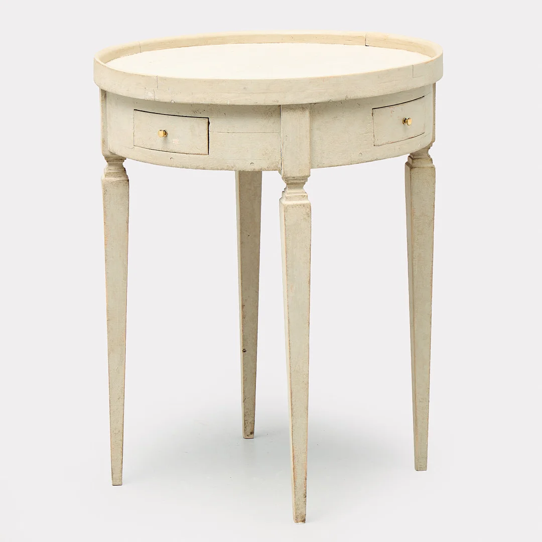 SALONGSBORD, gustaviansk stil, 1800-tal. — Tables — Uppsala Auktionskammare