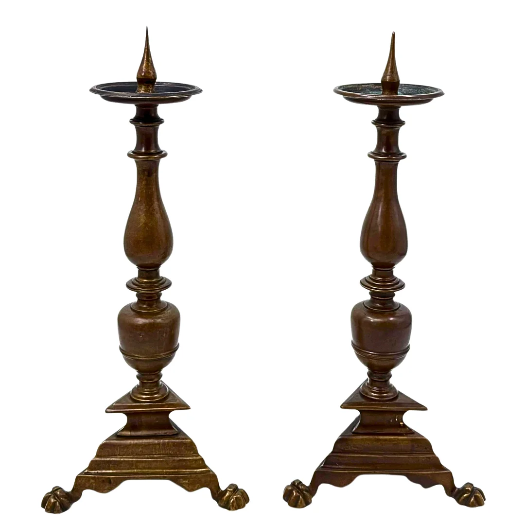 ZWEI KERZENLEUCHTER - FRÜHES 19. JAHRHUNDERT. — Candlesticks — Auktionshaus Stuber's Hammerschlag