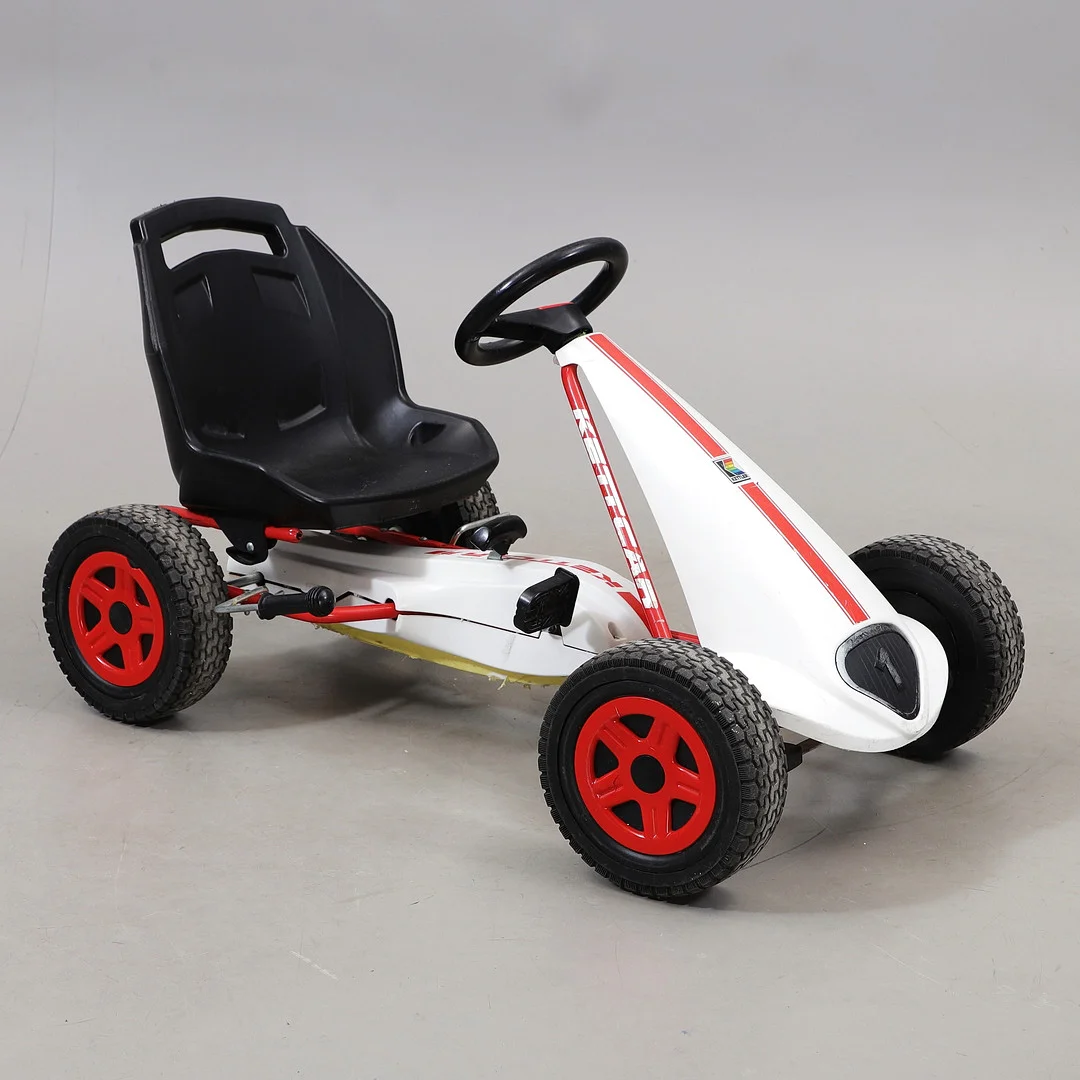 TRAMPBIL, plast, "Kettcar", Kettler, 1900-talets andra hälft. — Other toys — Växjö Auktionskammare