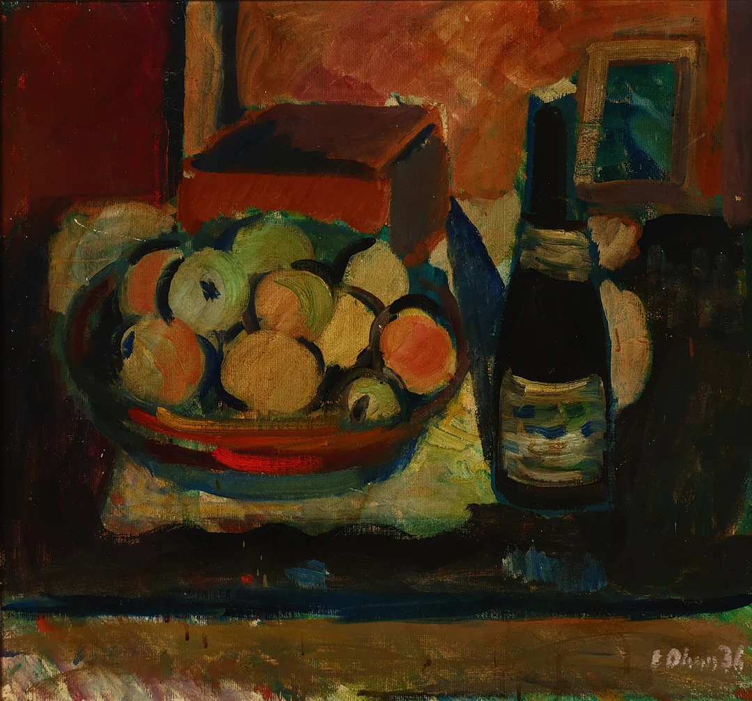 EJVIND OLESEN (1907-95). Stilleben med frugtfad og flaske, olie på lærred, signeret og dateret 1936. — Paintings — Palsgaard Kunstauktioner