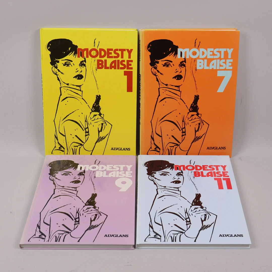 SERIEBÖCKER, Modesty Blaise, Alvglans, 4 st. — Comics — Markus Auktioner
