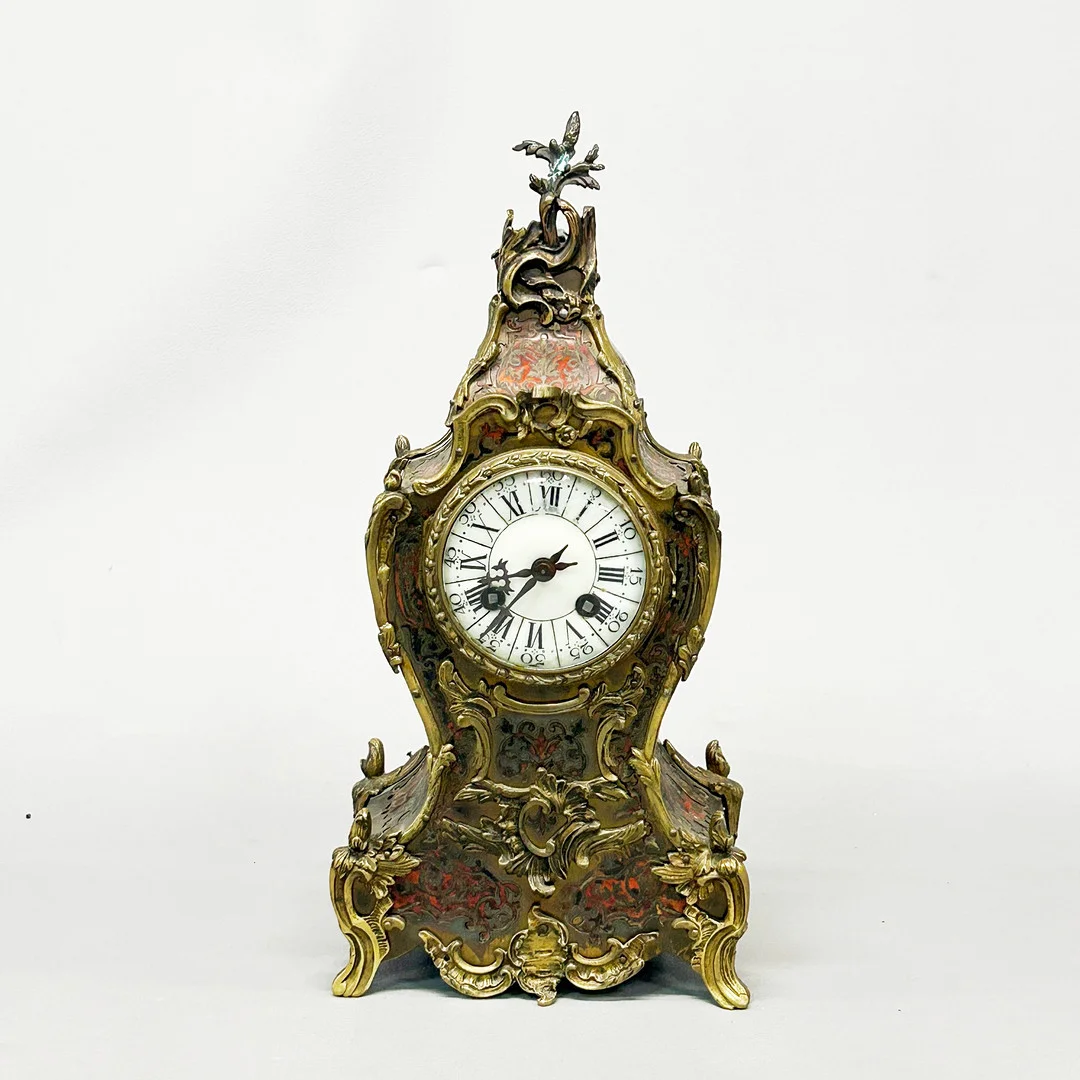 GILT BOULLE STYLE CLOCK. — Mantel clocks — Chalkwell Auctions