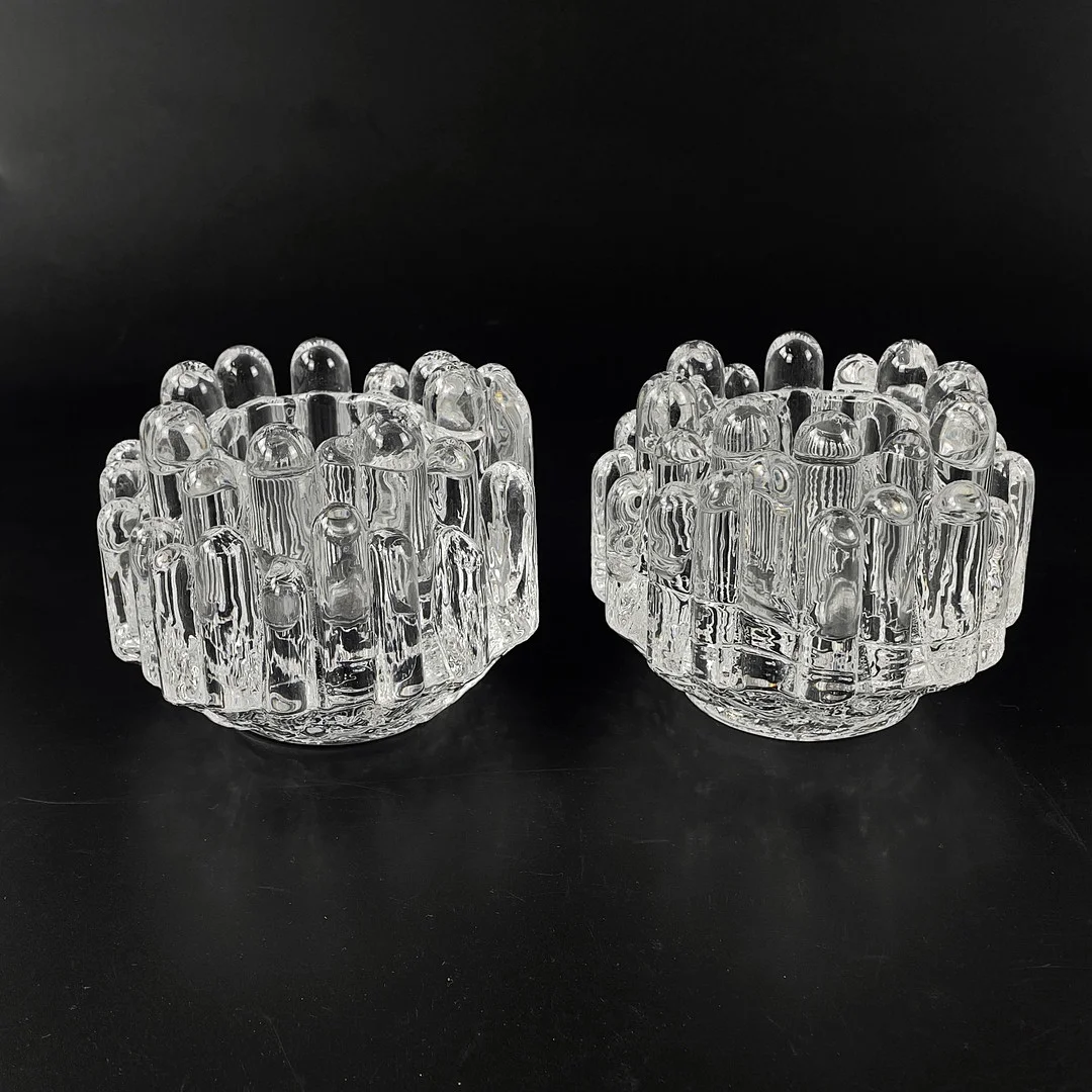 GÖRAN WÄRFF. Ljuslyktor, ett par, "Polar", glas, Kosta Boda. — Utility glass — Roslagens Auktionsverk