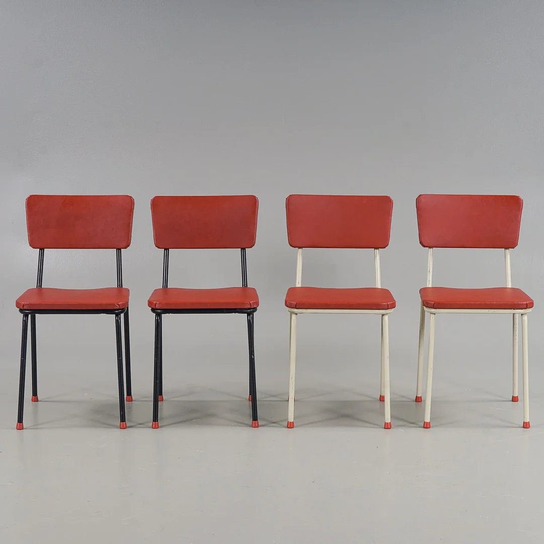 STOLAR 4 stycken, 1900-talets andra hälft. — Armchairs & Chairs — Karlstad Hammarö Auktionsverk