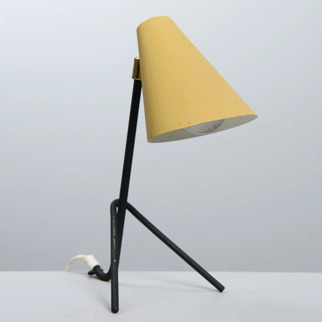 BORDSLAMPA / vägglampa, Boréns, Modell 8261, 1950/60-tal. — Table Lamps — Formstad Auktioner