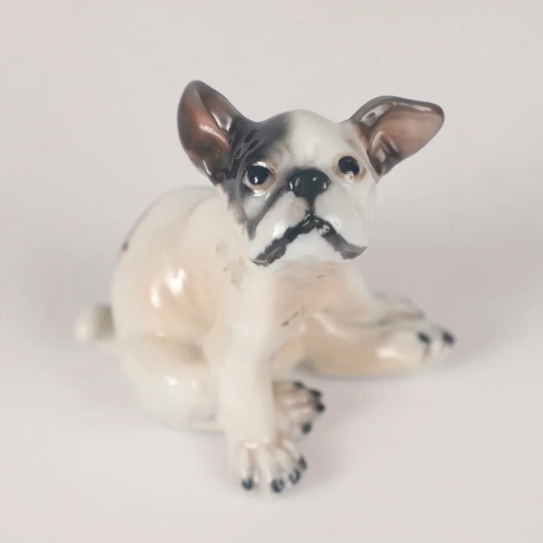 FIGURIN, hund, porslin, Dahl Jensen, Danmark. — European — Helsingborgs Auktionskammare