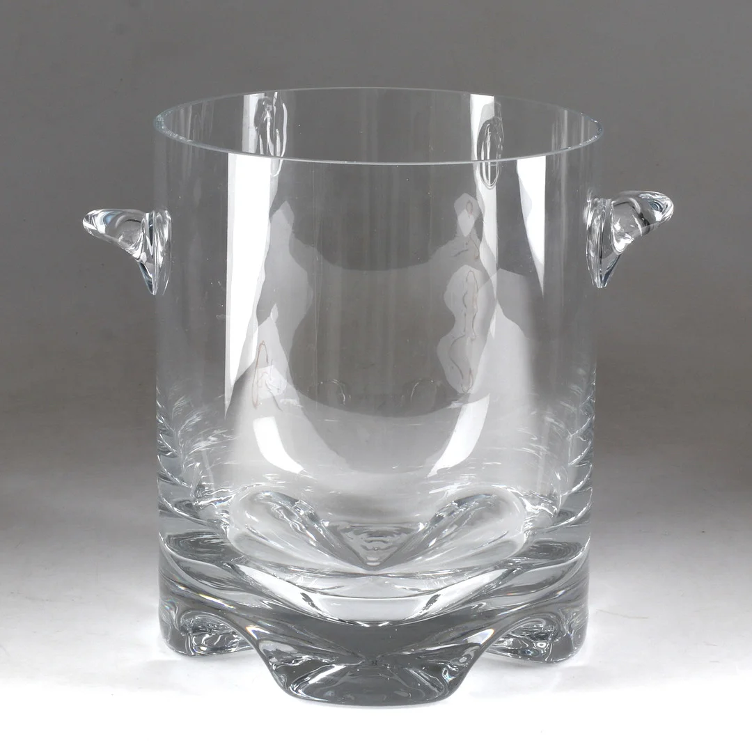 ISKYLARE, glas, 1900-talets senare del. — Utility glass — Stadsauktion Sundsvall