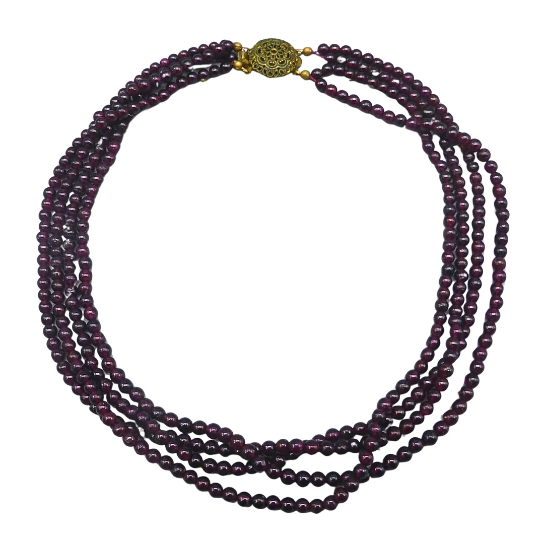 MEHRREIHIGE GRANATKETTE MIT ZIERVERSCHLUSS. — Necklace — Auktionshaus Stuber's Hammerschlag