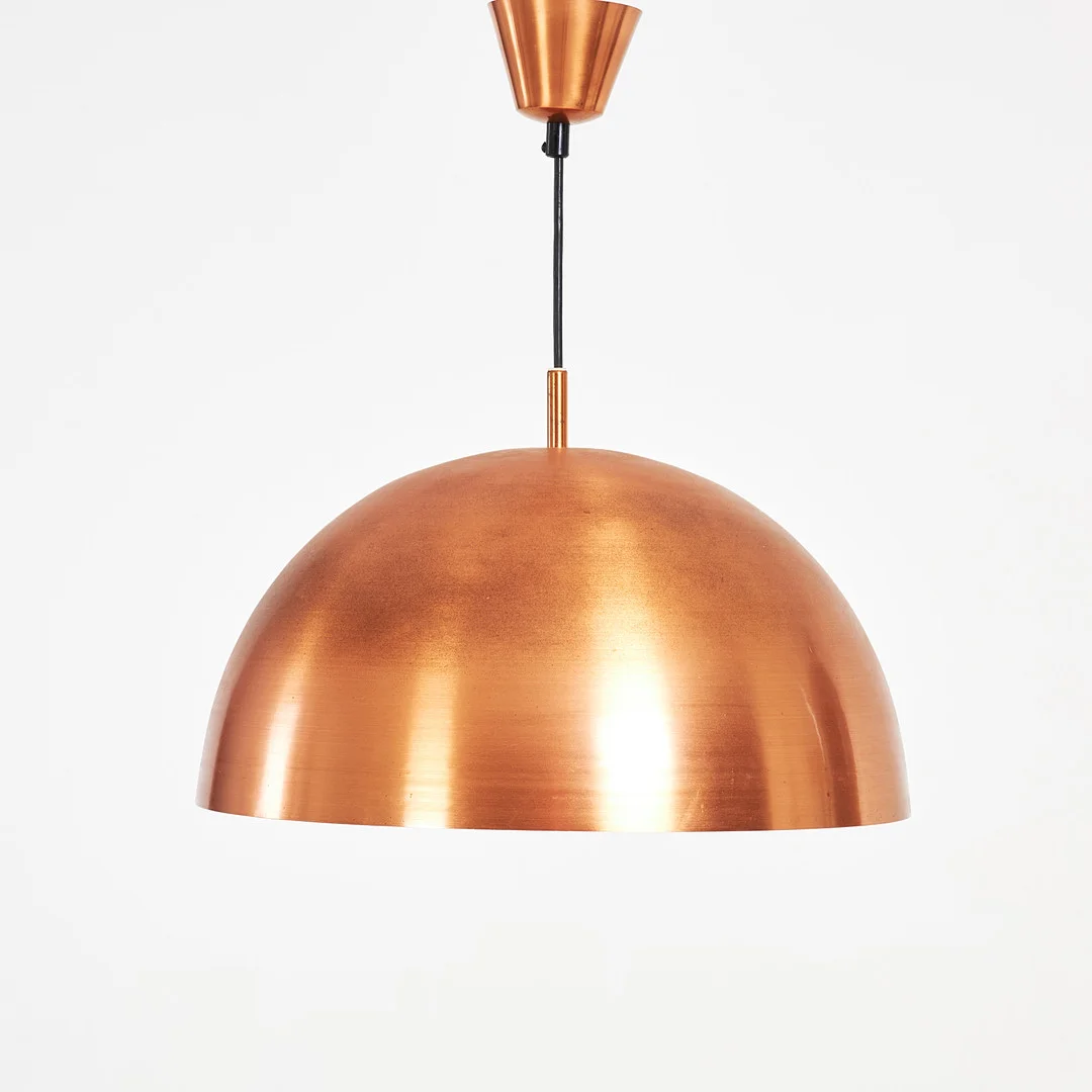 TAKLAMPA. 1900-talets slut, skärm i koppar. — Ceiling lights — Stockholms Auktionsverk Sickla