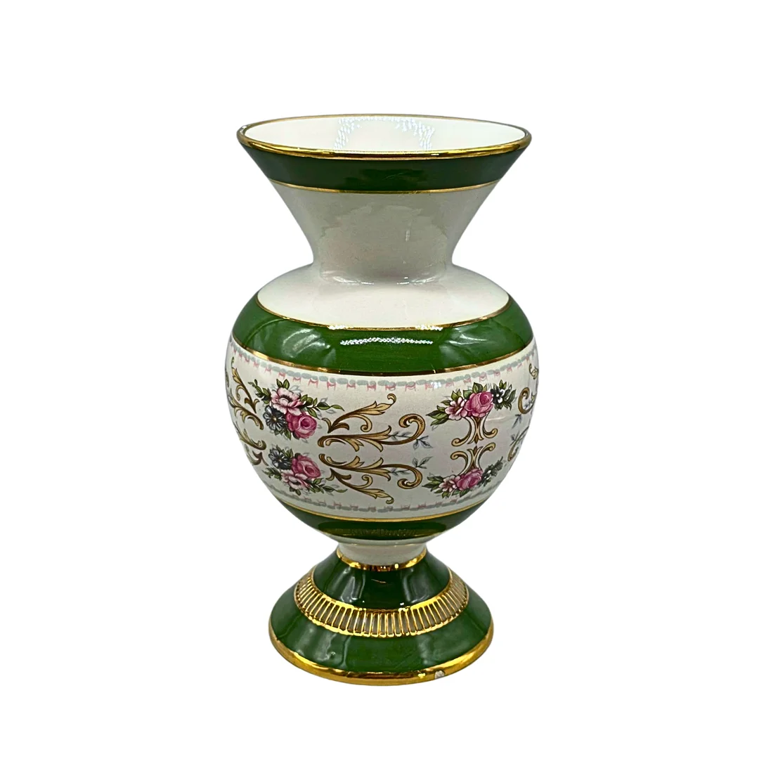 ITALIENISCHE PORZELLANVASE MIT BLUMENDEKOR UND GOLDRAND. — European — Auktionshaus Stuber's Hammerschlag