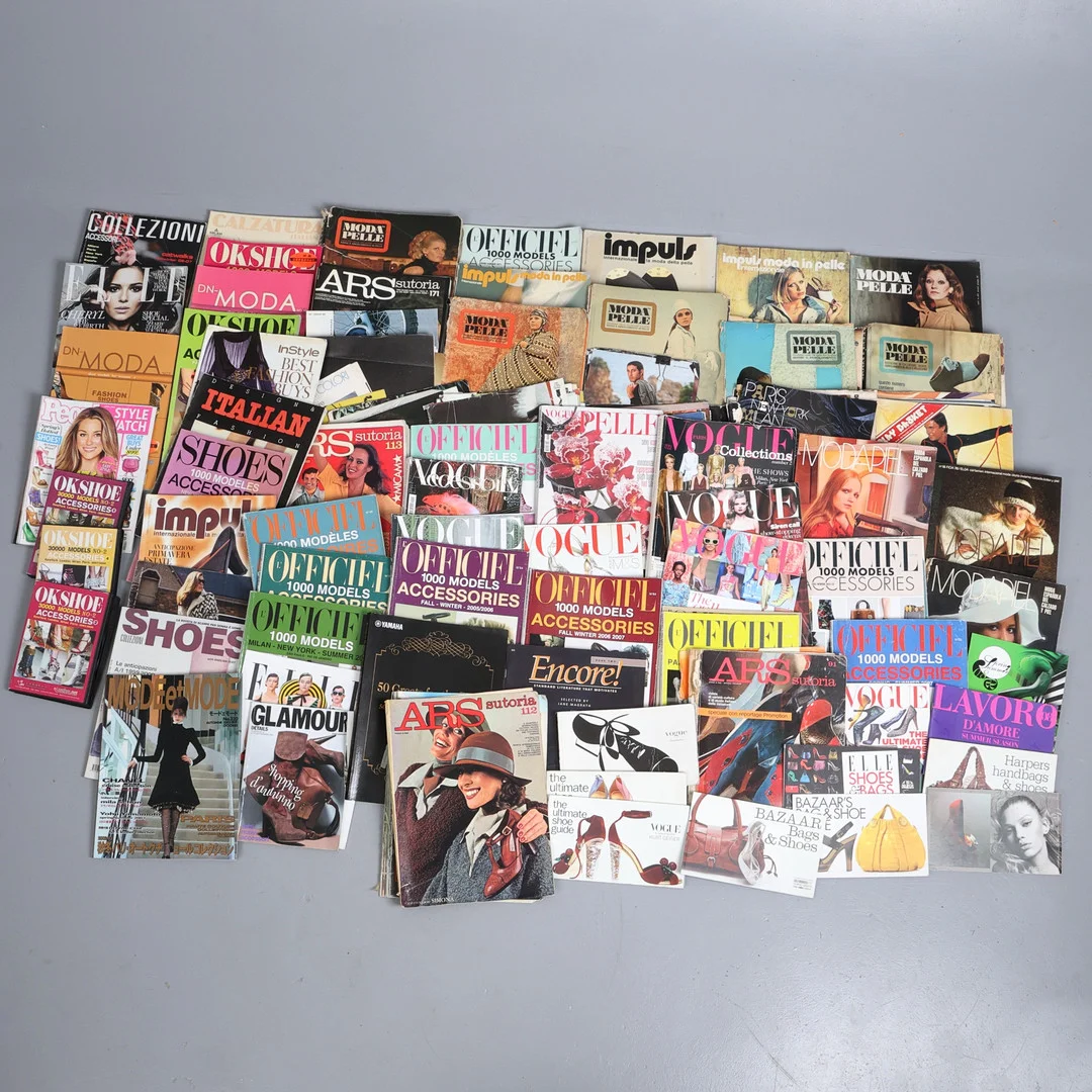 LARGE QUANTITY OF VOGUE AND OTHER FASHION MAGAZINES. (A LOT). — Vintage & Designer Fashion — Young's Auctions