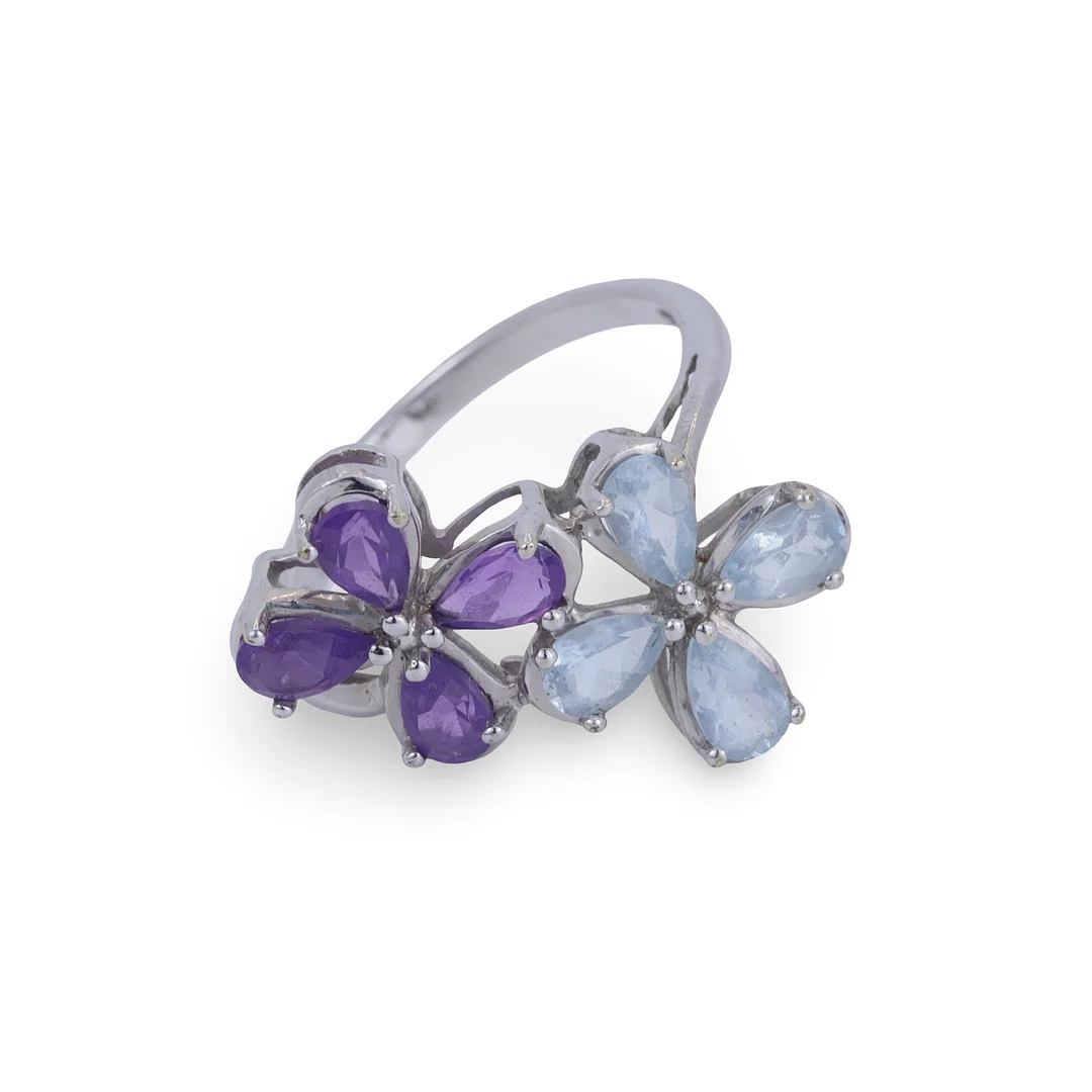 9CT AMETHYST AND BLUE TOPAZ RING. — Rings — Chalkwell Auctions