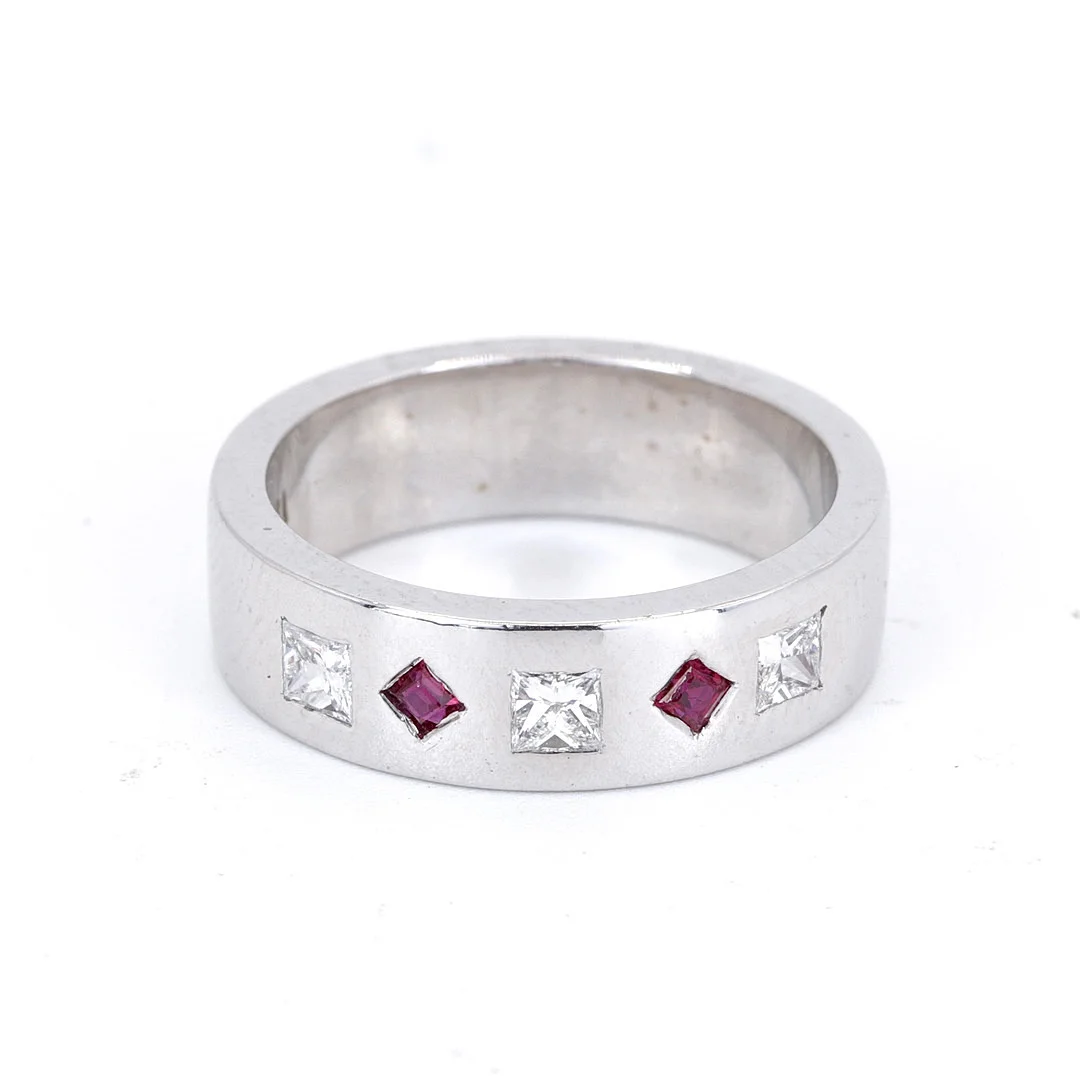 HEAVY 18CT RUBY & DIAMOND RING. — Rings — Chalkwell Auctions