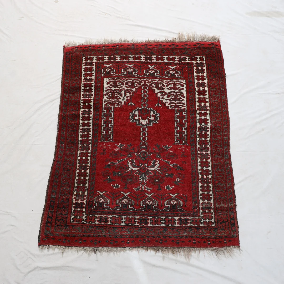 HANDKNUTEN MATTA, Afghan. — Oriental Carpets & Textiles — Falun Auktionsbyrå