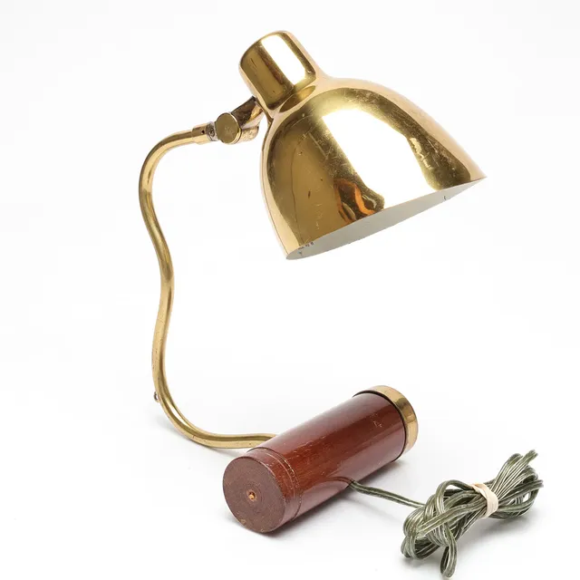 BORDSLAMPA, mässing och lövträ, Eos, Nässjö, swedish modern, 1940-tal.