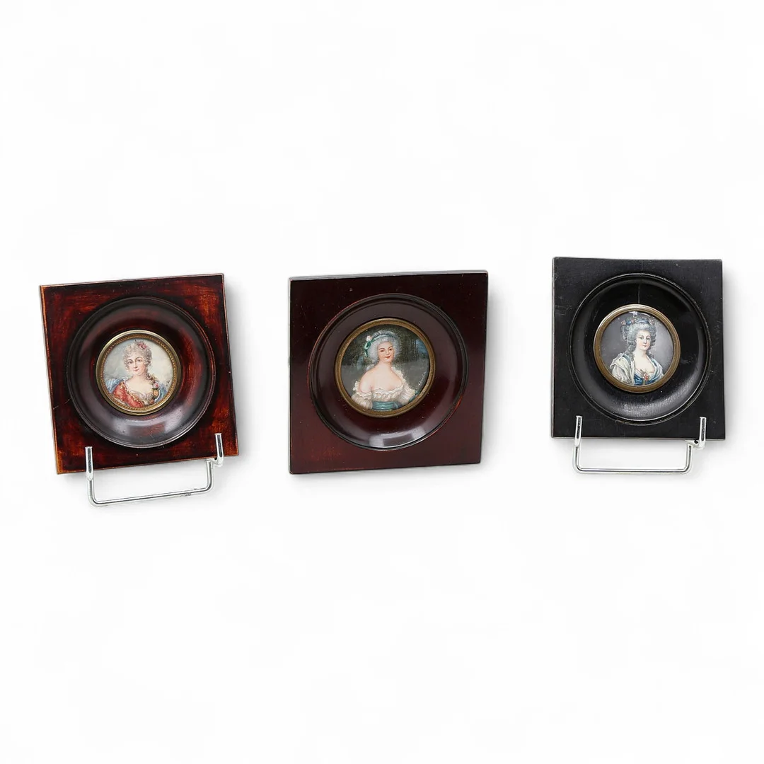PROBABLY FRENCH SCHOOL, FIRST HALF 20TH CENTURY. 18th Century-like ladies. — Other — Balclis