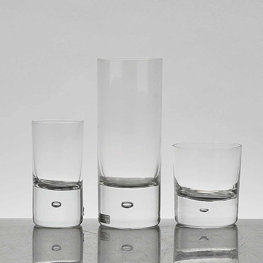 GLASSERVISDELAR, 28 delar, Kosta Boda, "Pippi". — Utility glass — Metropol Auktioner