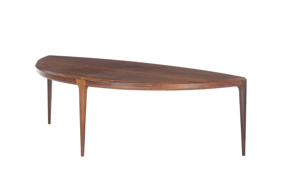 Johannes Andersen for CFC Silkeborg. Rosewood coffee table. — Furniture/Coffee tables, occasional tables — Lauritz