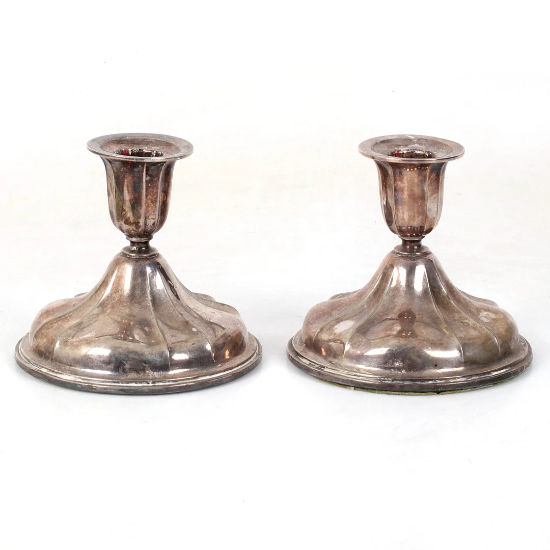 LJUSSTAKAR, ett par, silver, Norge, 1900-tal. — Silver — Stadsauktion Sundsvall