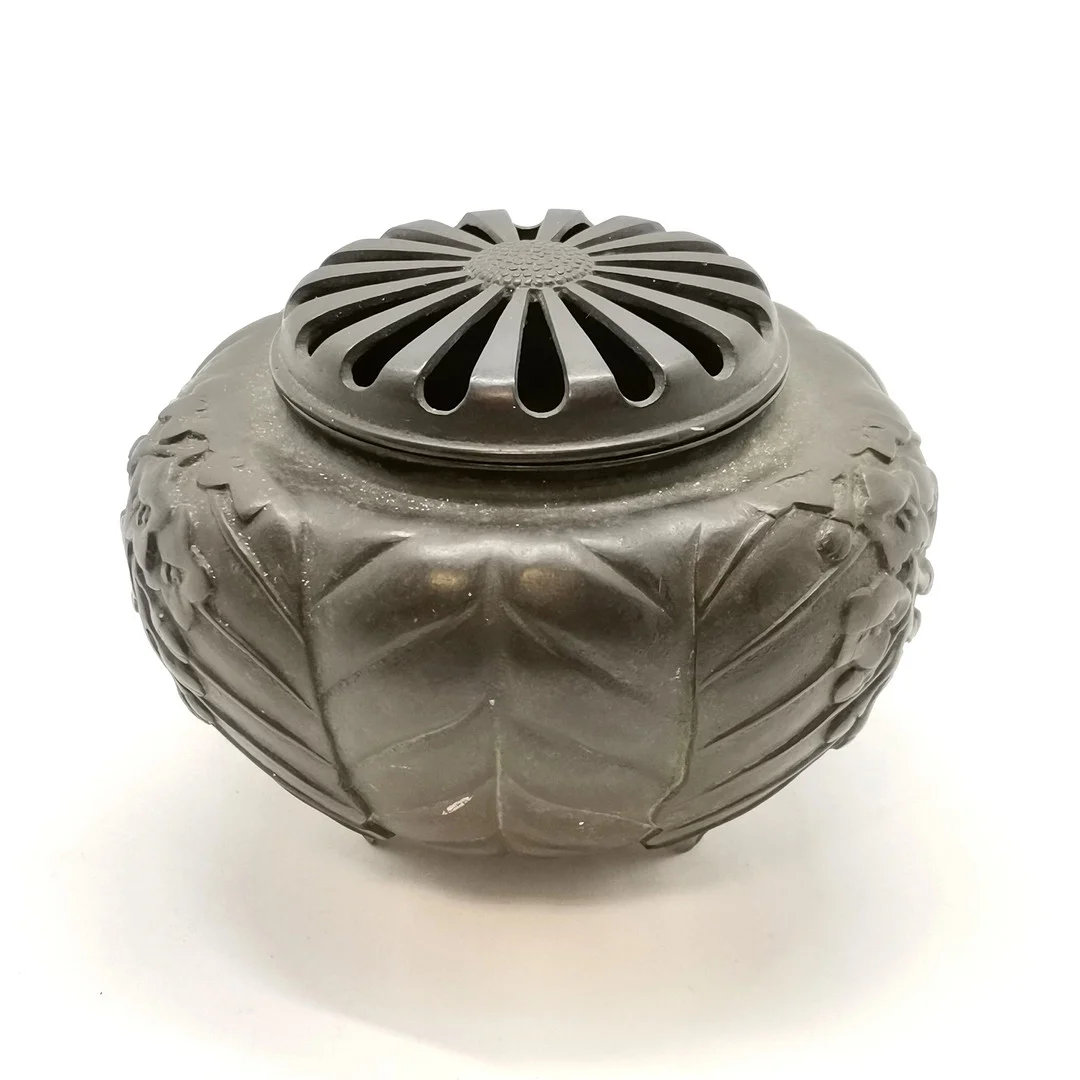 ORIENTAL BRONZE CAST CENSER OF LEAF DESIGN W/ COVER. — Bronzes — Acreman St Auctioneers & Valuers