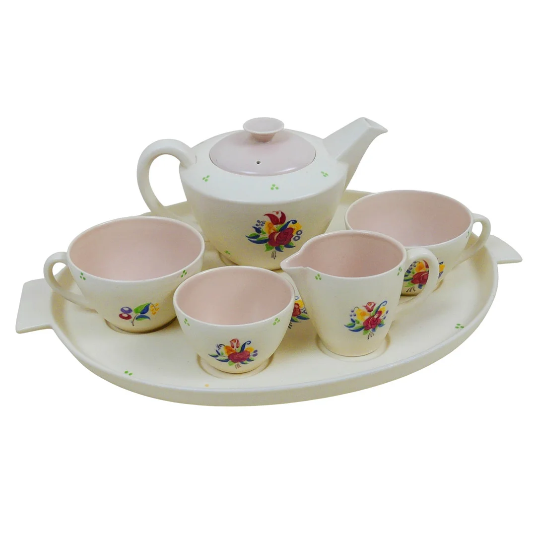 A POOLE POTTERY TEA SET ON TRAY. — Tableware — Batemans of Stamford