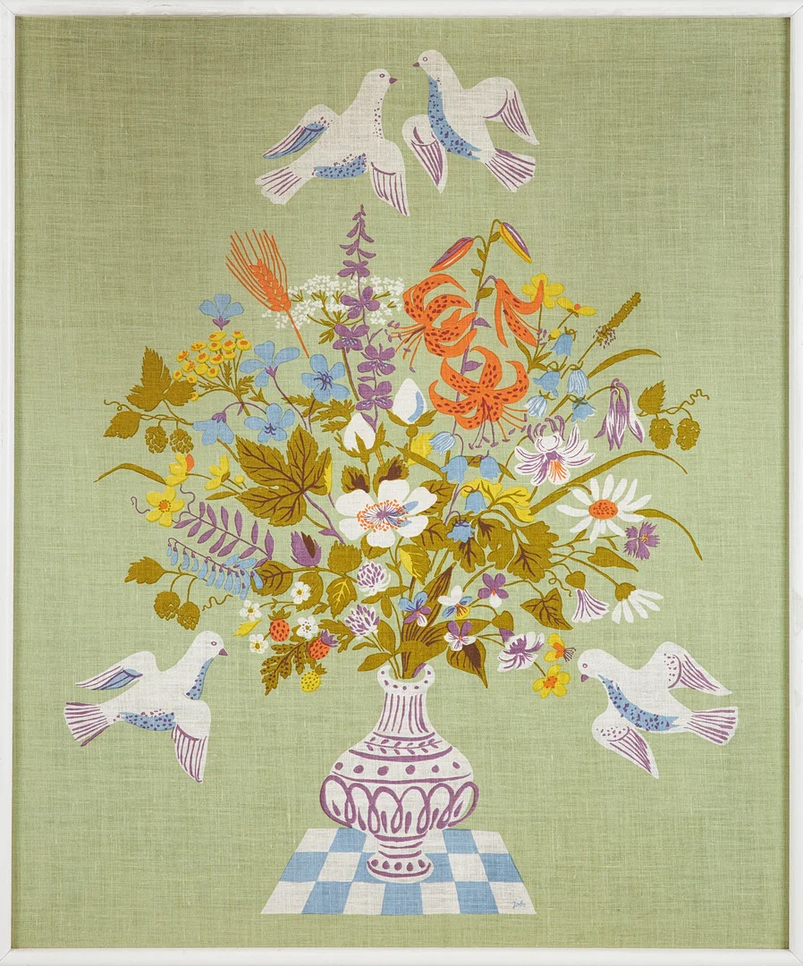 LISBET JOBS. "Duvor", textiltryck, signerad i trycket. — Textiles — Stockholms Auktionsverk Sickla