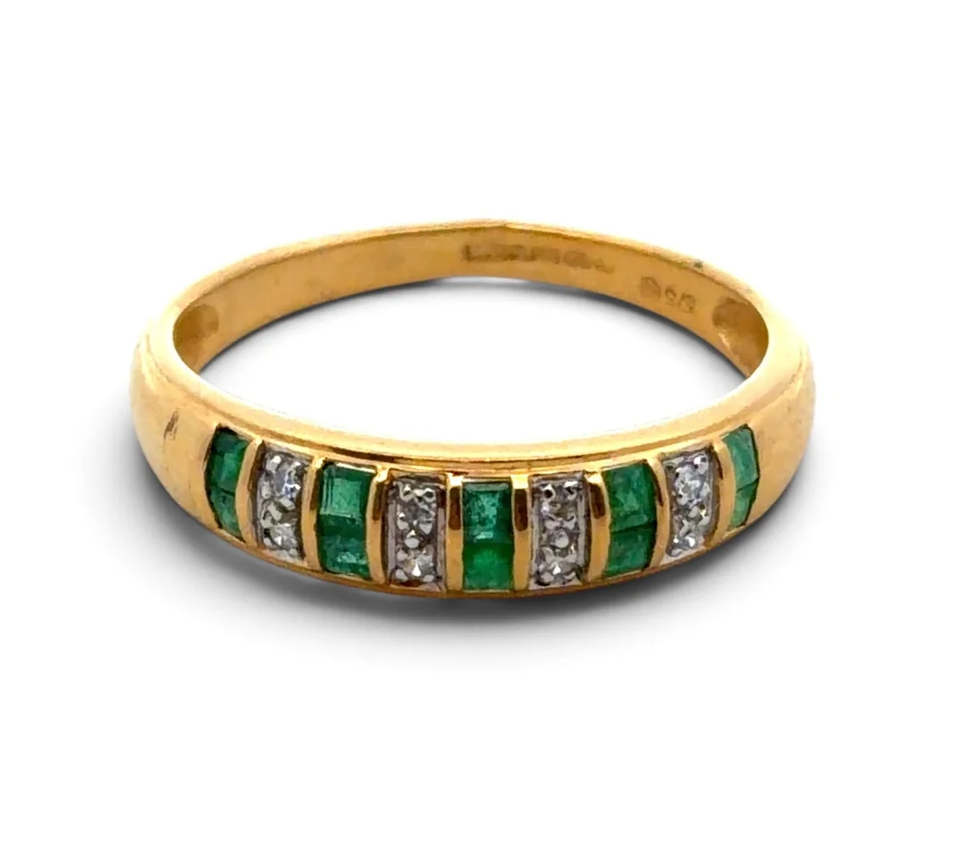 AN EMERALD AND DIAMOND RING. — Rings — Griffin’s Auctioneers