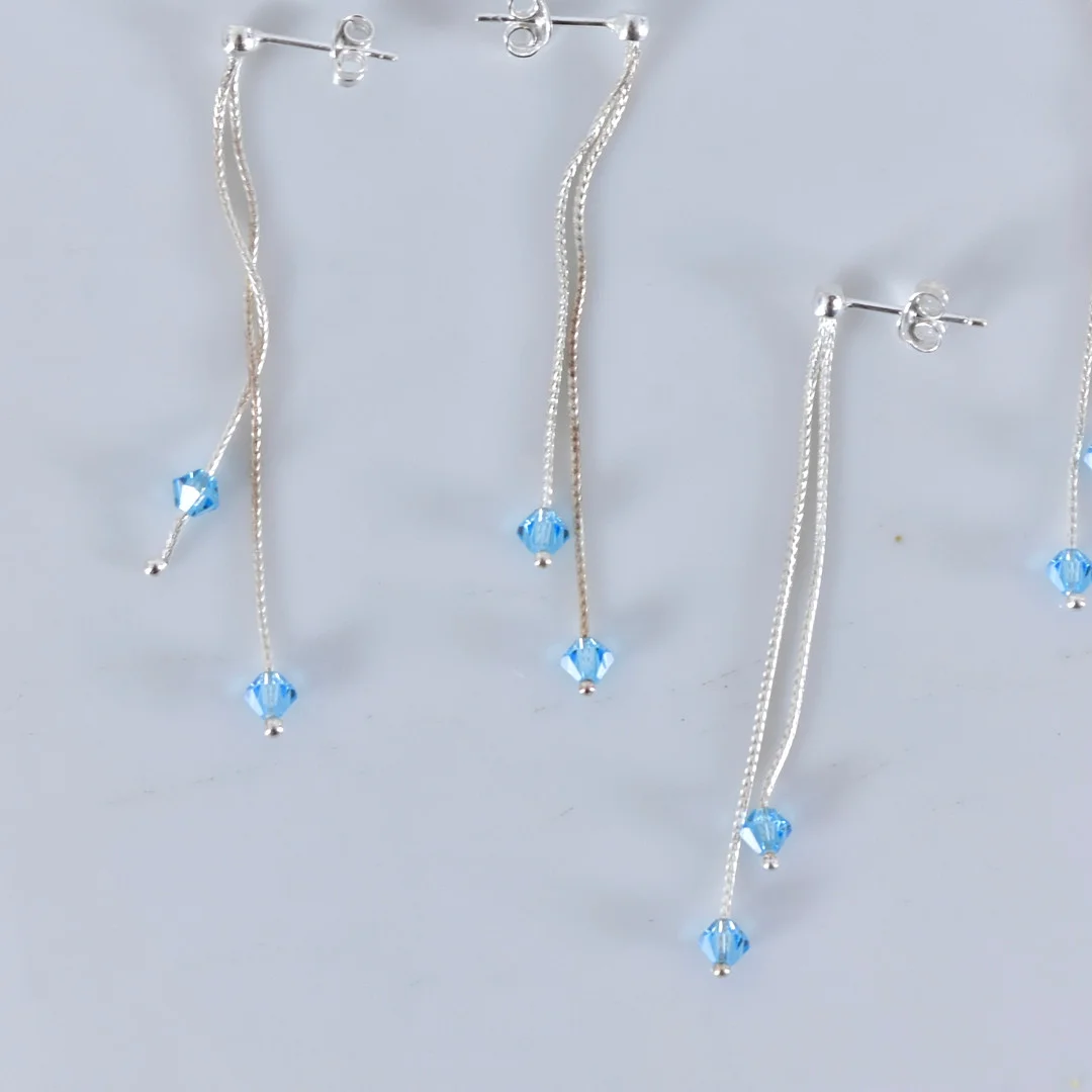 ÖRHÄNGEN, ett par, sterlingsilver. — Earrings — Halmstads Auktionskammare