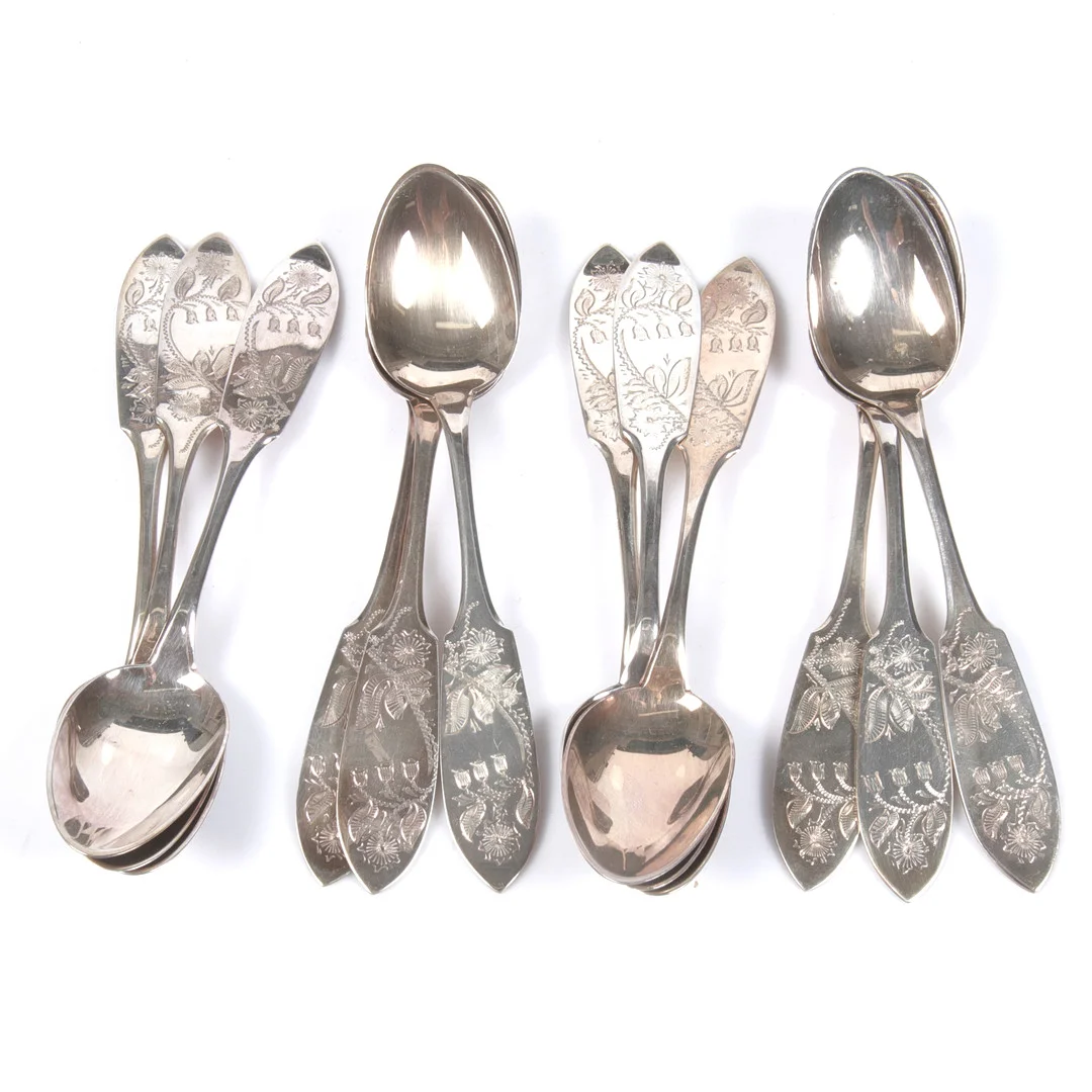 SKEDAR, 12 st, Tornedal, CO. Persson Haparanda 1980-tal. 376 gram. — Silver — Stadsauktion Sundsvall