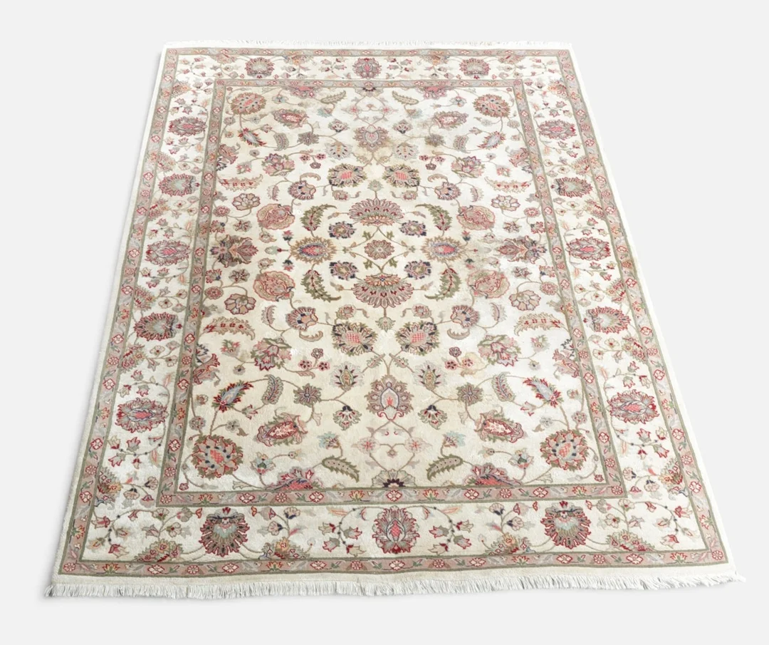 Orientalsk tæppe, uld på bomuld. — Oriental Carpets & Textiles — Woxholt Auktionshus
