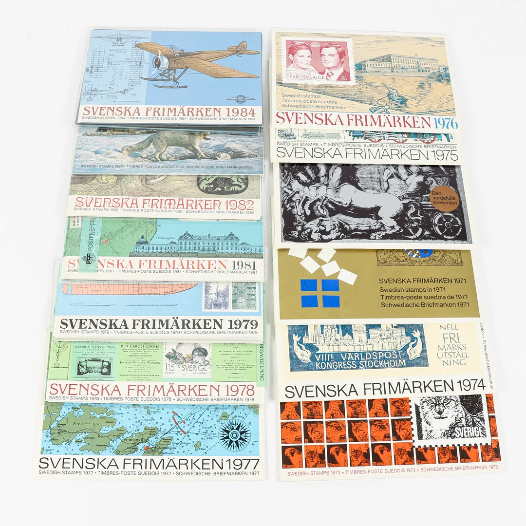 ÅRSSATSER Svenska frimärken, 15 stycken. — Stamps — Karlstad Hammarö Auktionsverk
