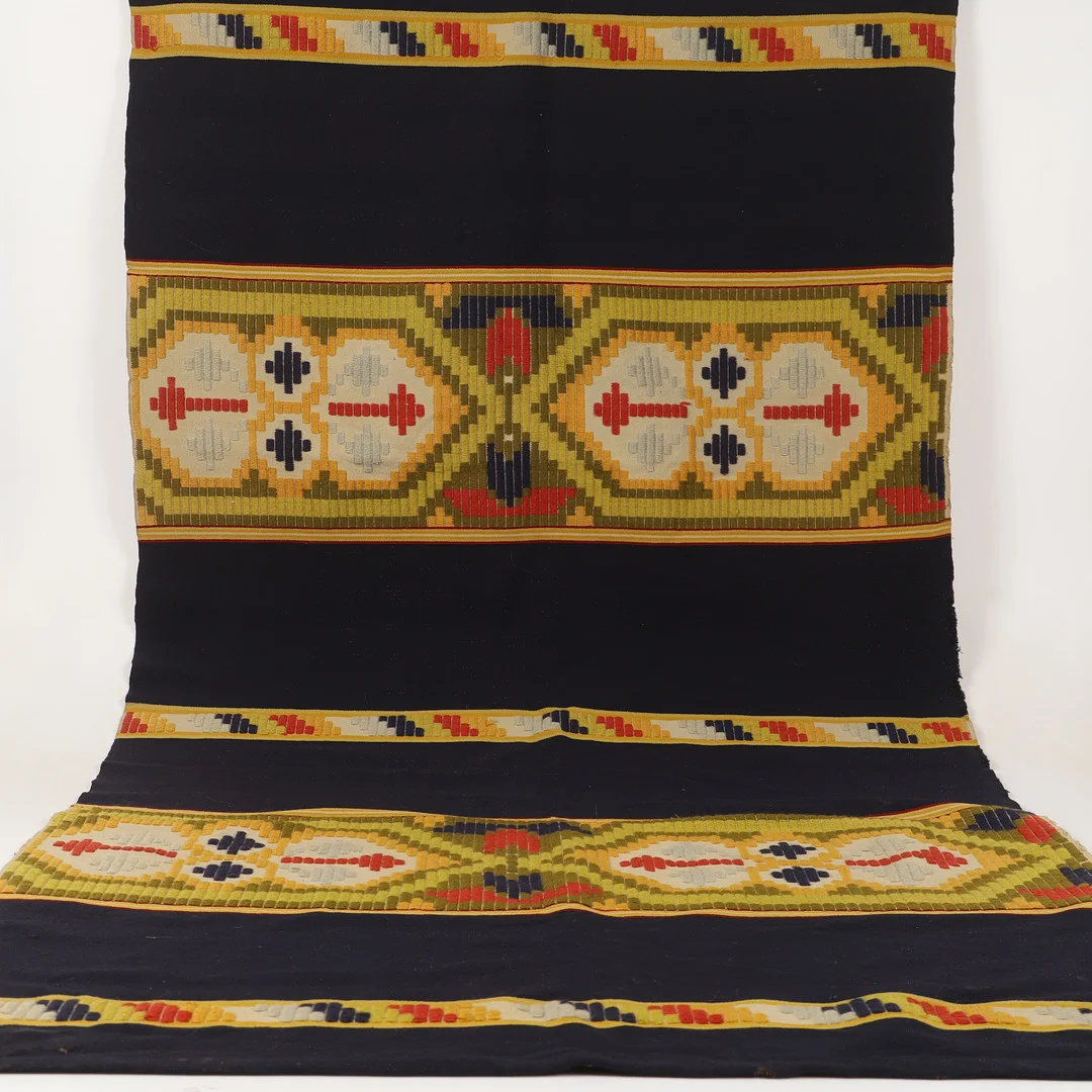 DRAPERI, allmoge, Skåne, 1800/1900-tal. — Other — Helsingborgs Auktionskammare