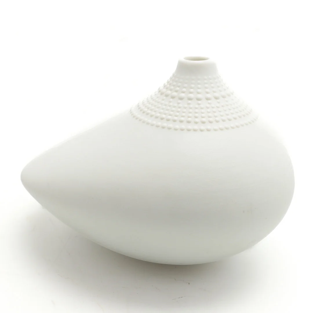 TAPIO WIRKKALA. Vas, "Pollo", porslin, Studio-Line, Rosenthal. — European — Crafoord Auktioner Malmö