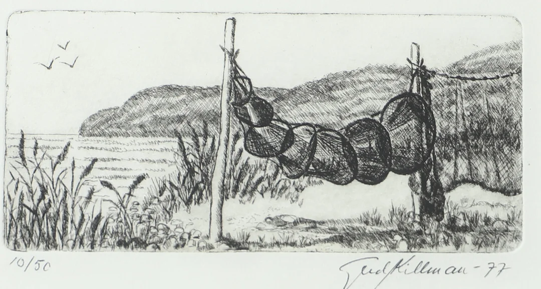 GERD KILLMAN. Kustparti med fiskenät, etsning, signerad -77. — Engravings & Prints — Helsingborgs Auktionskammare