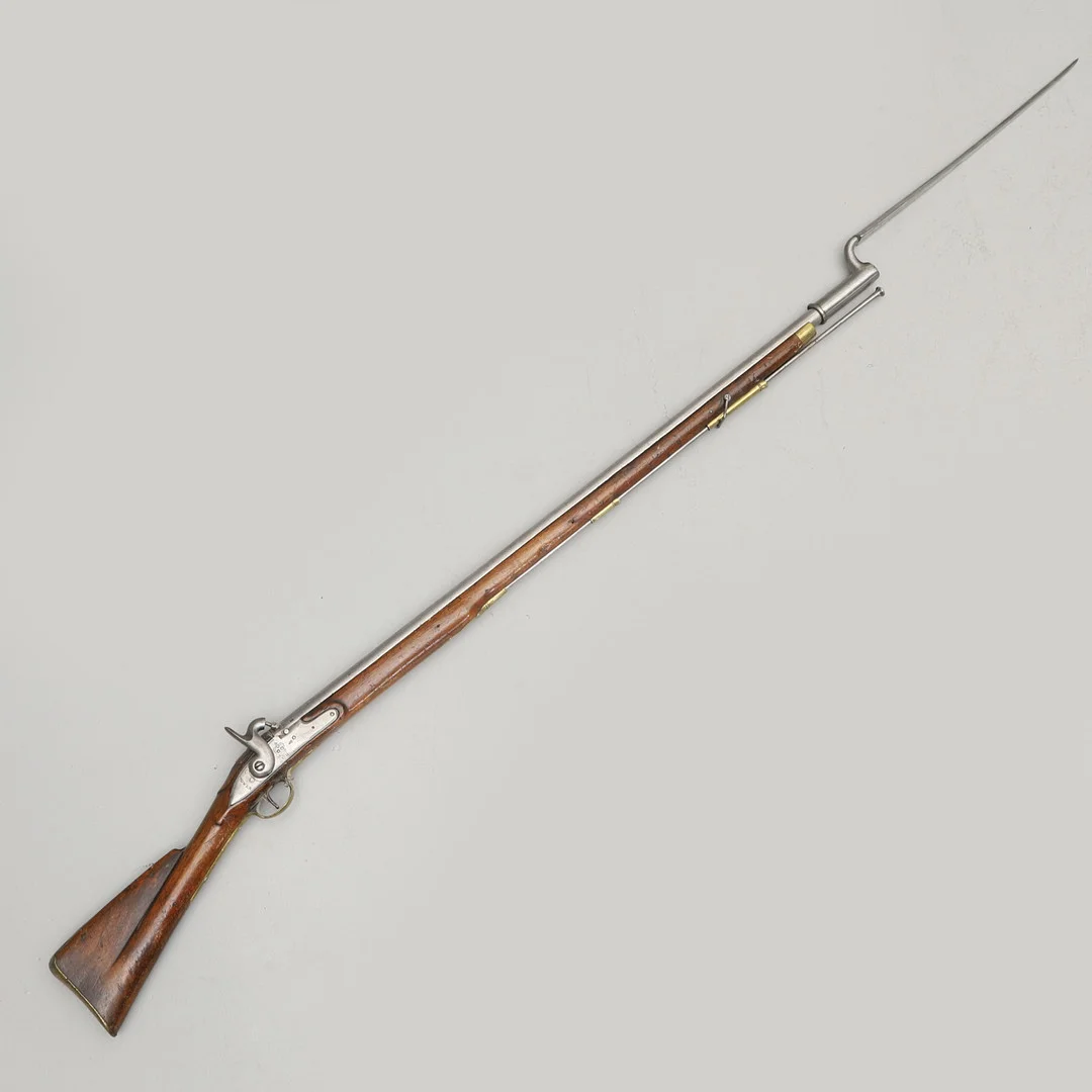 SLAGLÅSGEVÄR, brittiskt-svenskt, Tower 1800-tal. — Guns & Rifles — Crafoord Auktioner Malmö