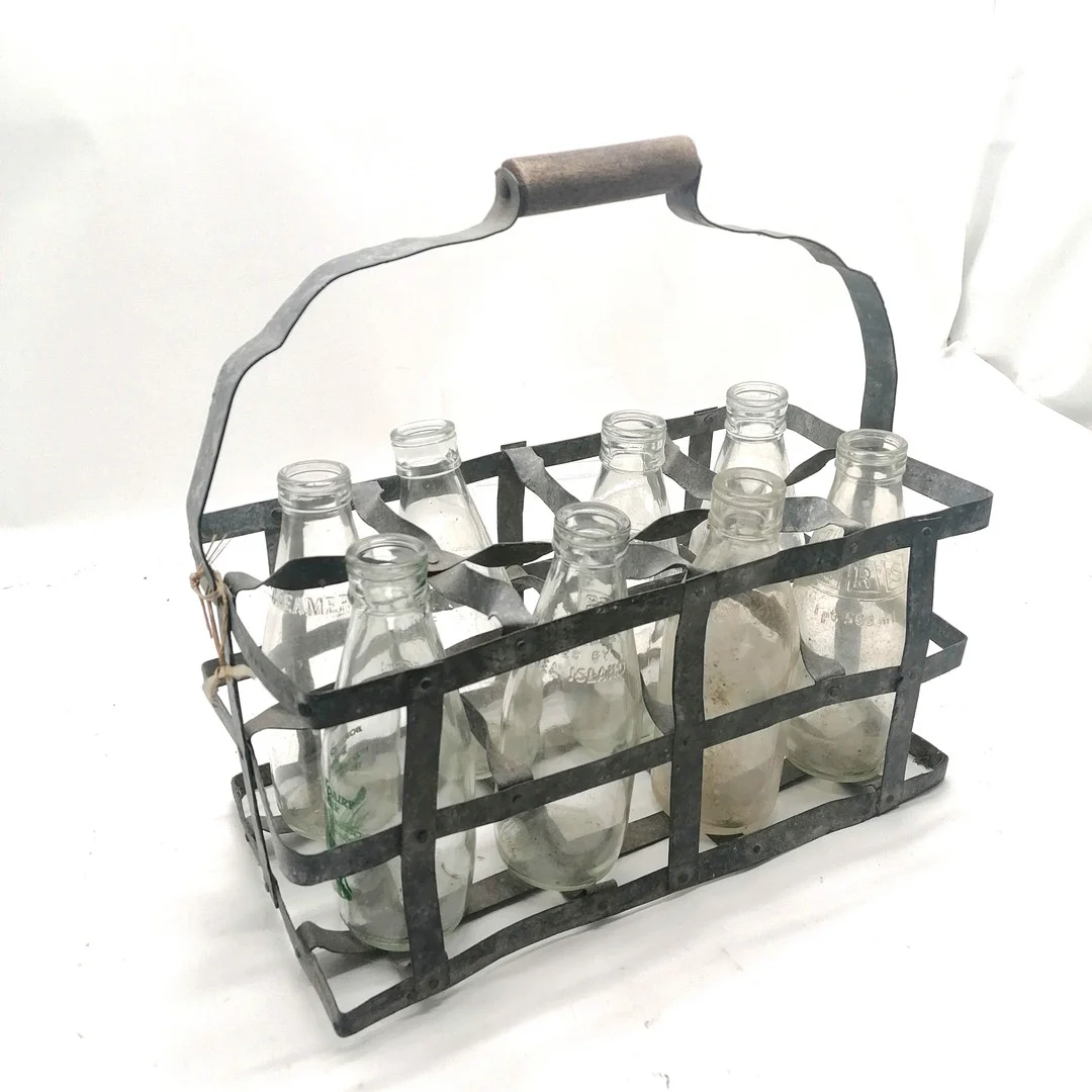 ANTIQUE ZINC MILK BOTTLE CARRIER W/ 8 MILK BOTTLES. — Miscellaneous — Acreman St Auctioneers & Valuers