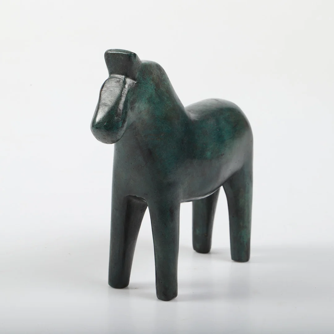 ANDREAS WARGENBRANT. Skulptur, dalahäst, grönpatinerad brons, gjuten stämpel och signatur. — Sculptures & Bronzes — Helsingborgs Auktionskammare