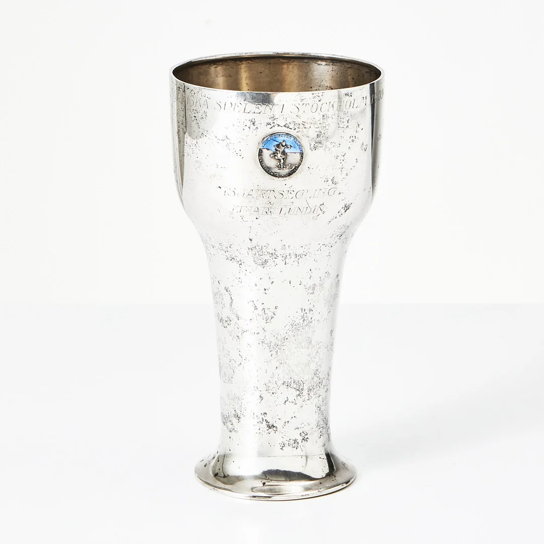 POKAL, silver, CG Hallberg Stockholm 1909. — Silver — Stockholms Auktionsverk Magasin 5